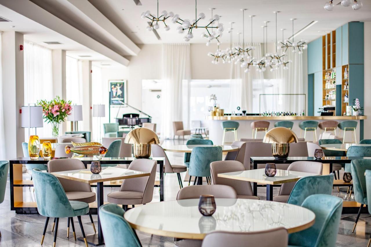 Hotel Diana Grand